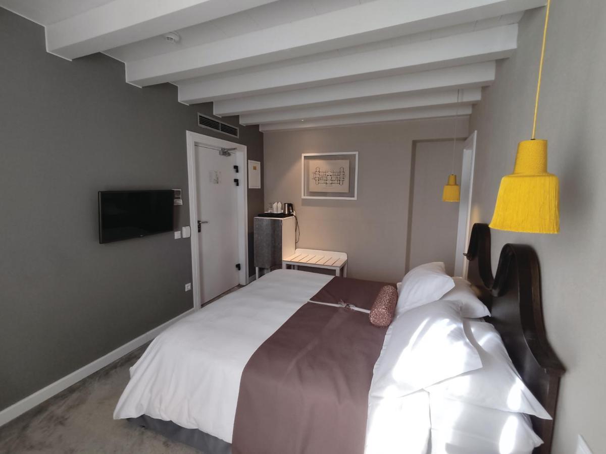 XII Century Heritage Hotel Trogir Bagian luar foto