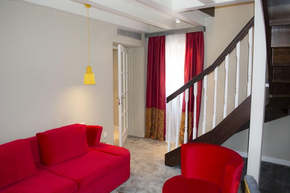 XII Century Heritage Hotel Trogir Bagian luar foto