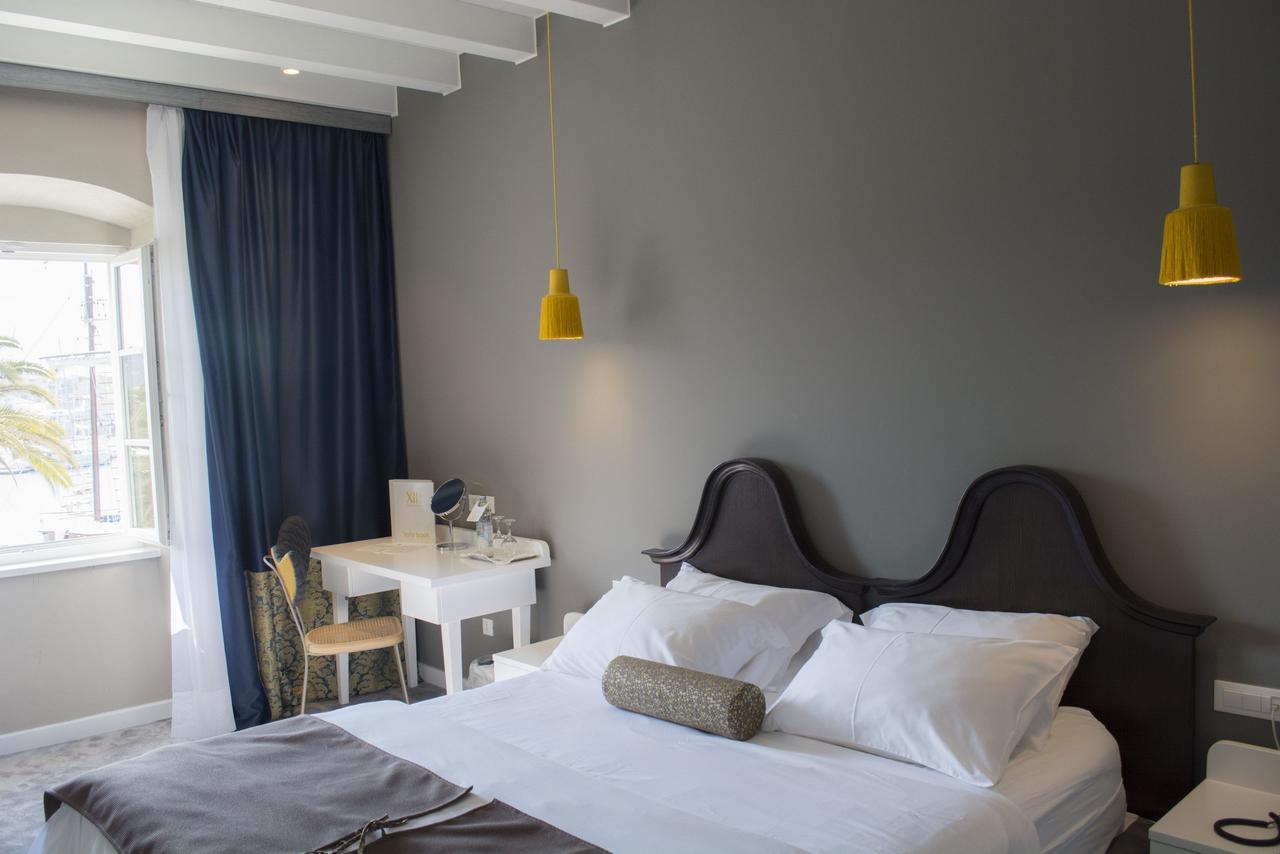 XII Century Heritage Hotel Trogir Bagian luar foto